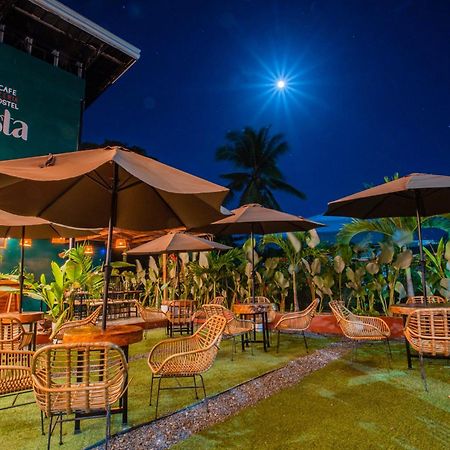 Lartista Hostel Puerto Princesa Екстериор снимка