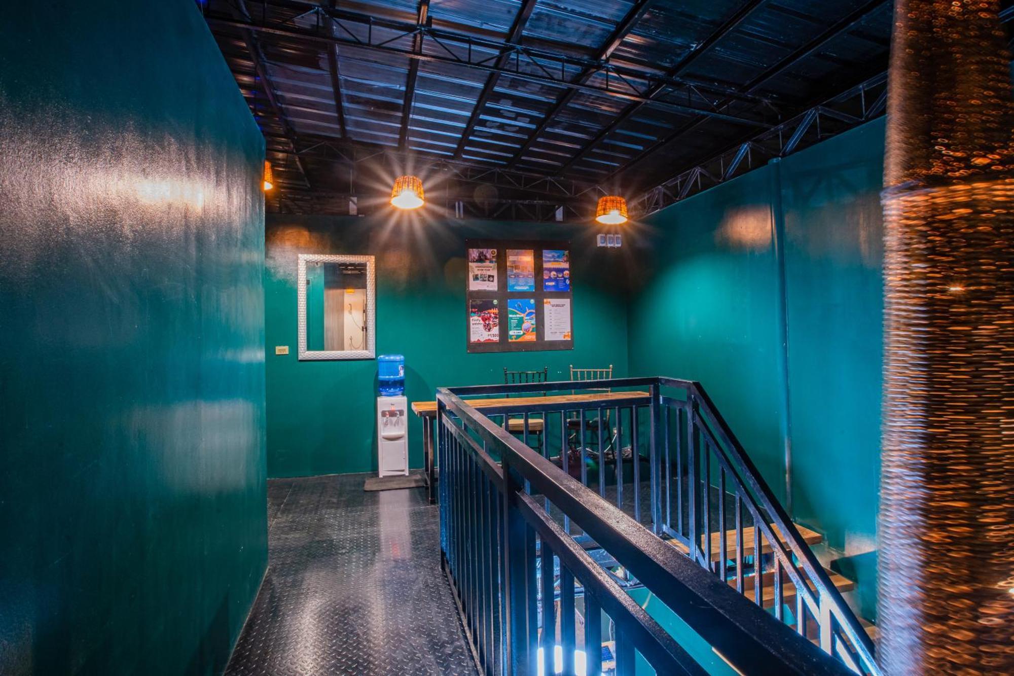 Lartista Hostel Puerto Princesa Екстериор снимка