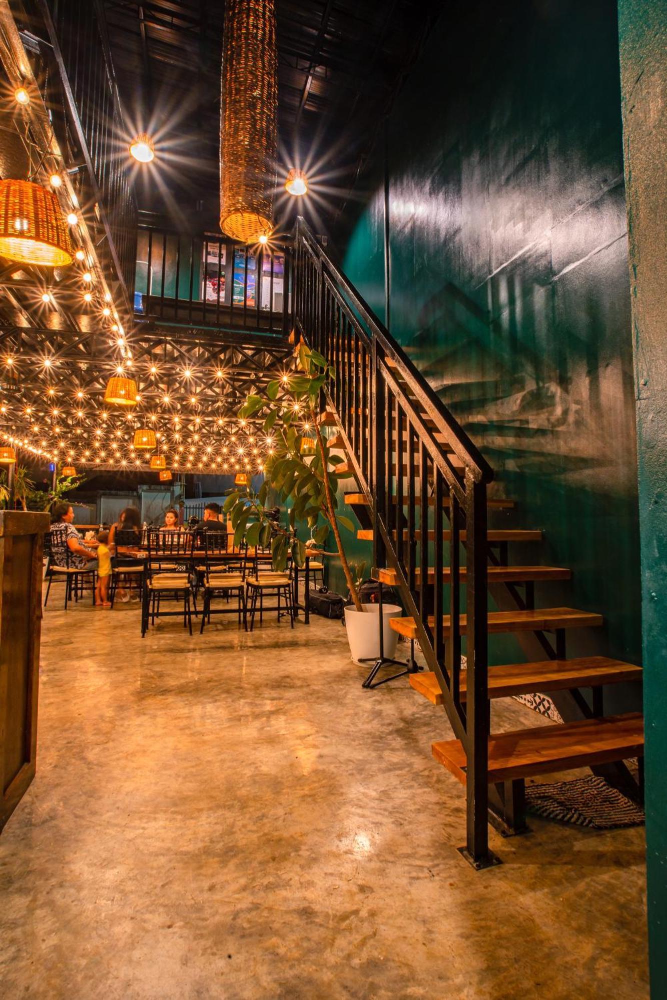 Lartista Hostel Puerto Princesa Екстериор снимка