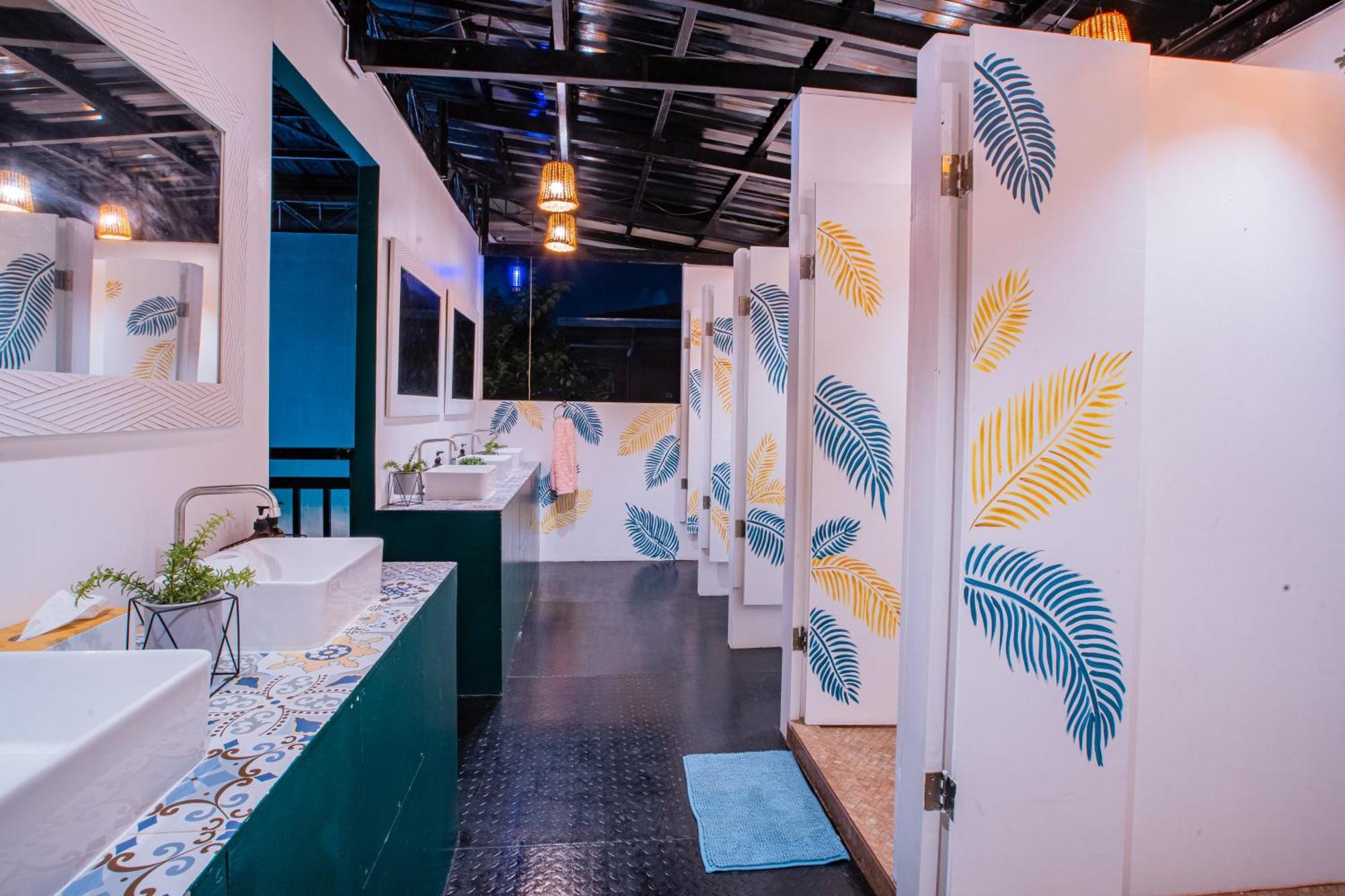 Lartista Hostel Puerto Princesa Екстериор снимка
