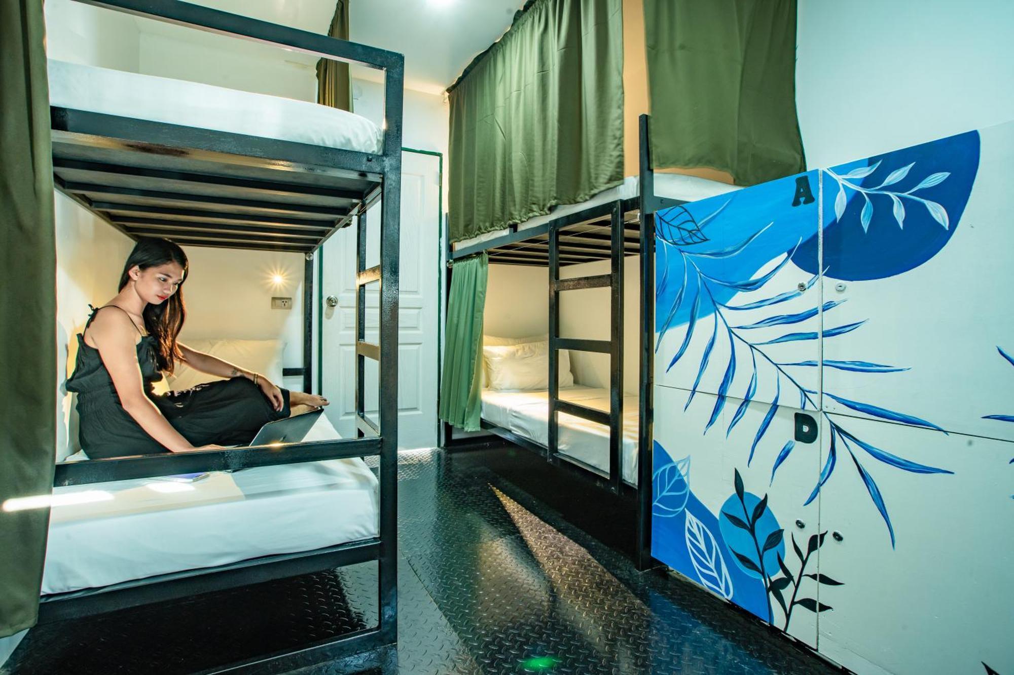 Lartista Hostel Puerto Princesa Екстериор снимка
